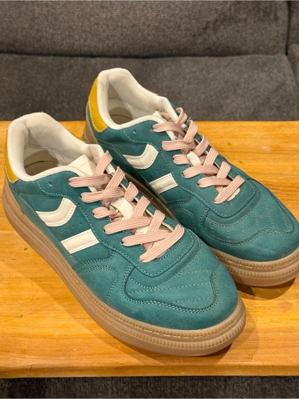 Madden Girl Goalie Platform Sneaker Women Size 7 EUC
